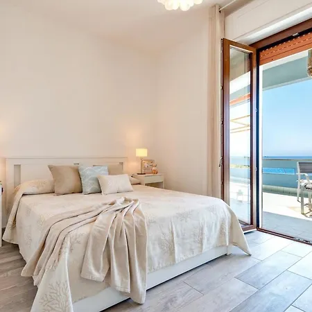 Valencia Penthouse With Spectacular Beachfront Terraces Wifi, Air Conditioning, Close To Beaches Alghero
