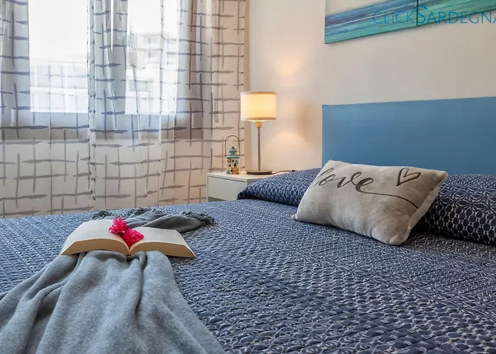 Valencia Penthouse With Spectacular Beachfront Terraces Wifi, Air Conditioning, Close To Beaches Apartment Alghero