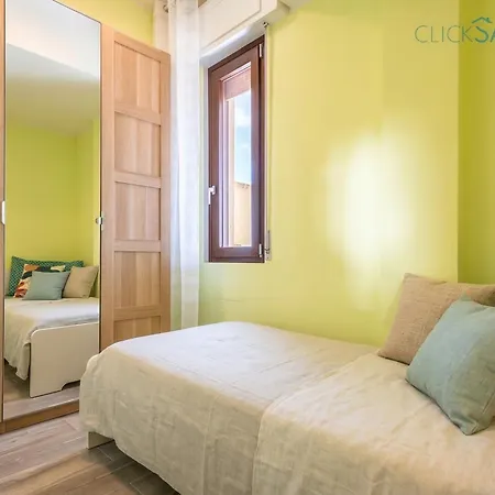 Valencia Penthouse With Spectacular Beachfront Terraces Wifi, Air Conditioning, Close To Beaches Apartmán Alghero