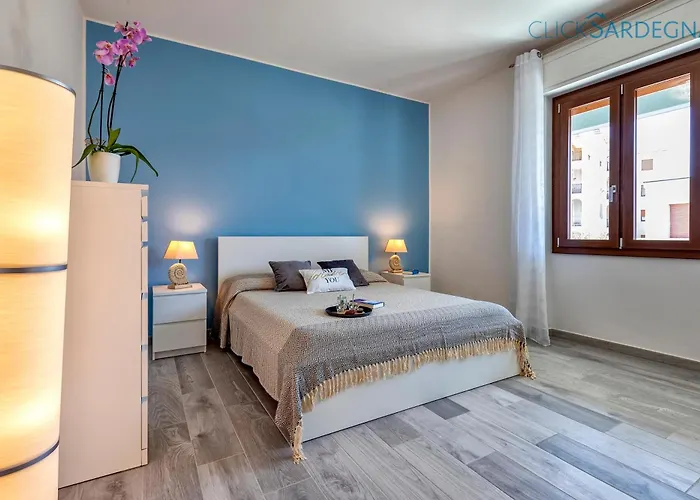 Valencia Penthouse With Spectacular Beachfront Terraces Wifi, Air Conditioning, Close To Beaches Lejlighed Alghero